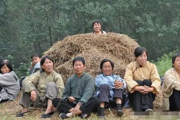 横店影视拍摄基地：全球最大，群演二十多万，生活节奏慢  第3张