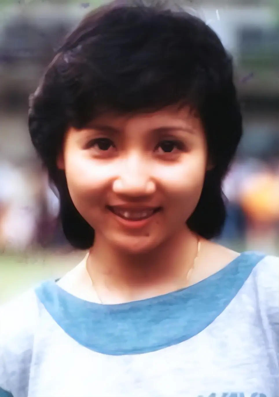 1985年央视春晚张德兰春光美一夜成名，1987年退出歌坛的传奇故事  第10张