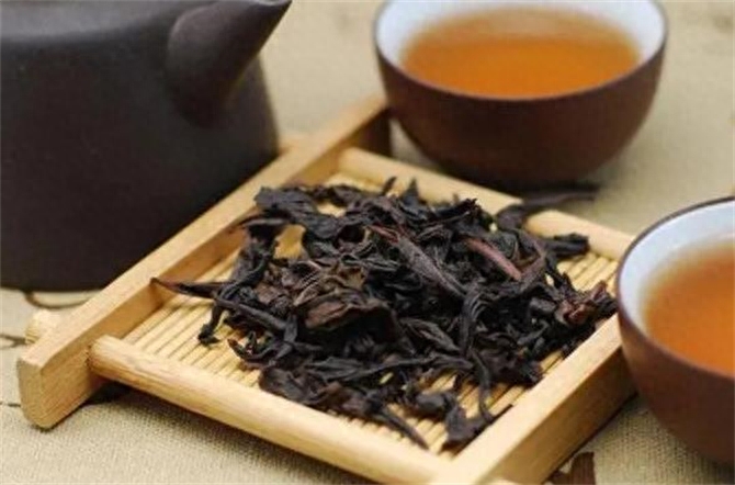 乌龙茶究竟属于红茶还是绿茶？解析其与红茶、绿茶的区别  第4张