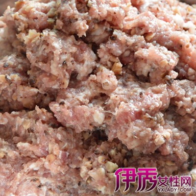 肉饼怎么做又软又好吃？教你两种美味做法