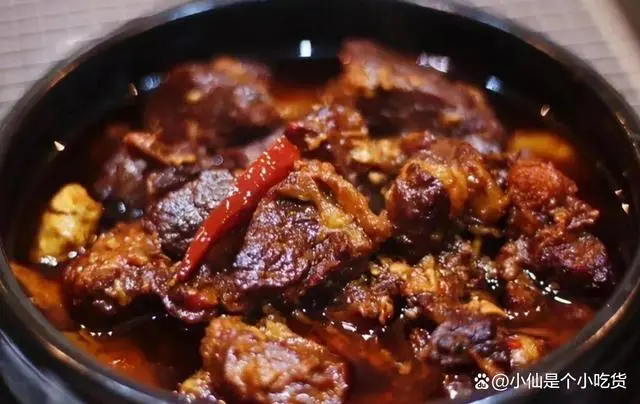 家庭版红烧牛肉的做法 色香味俱佳的经典菜肴