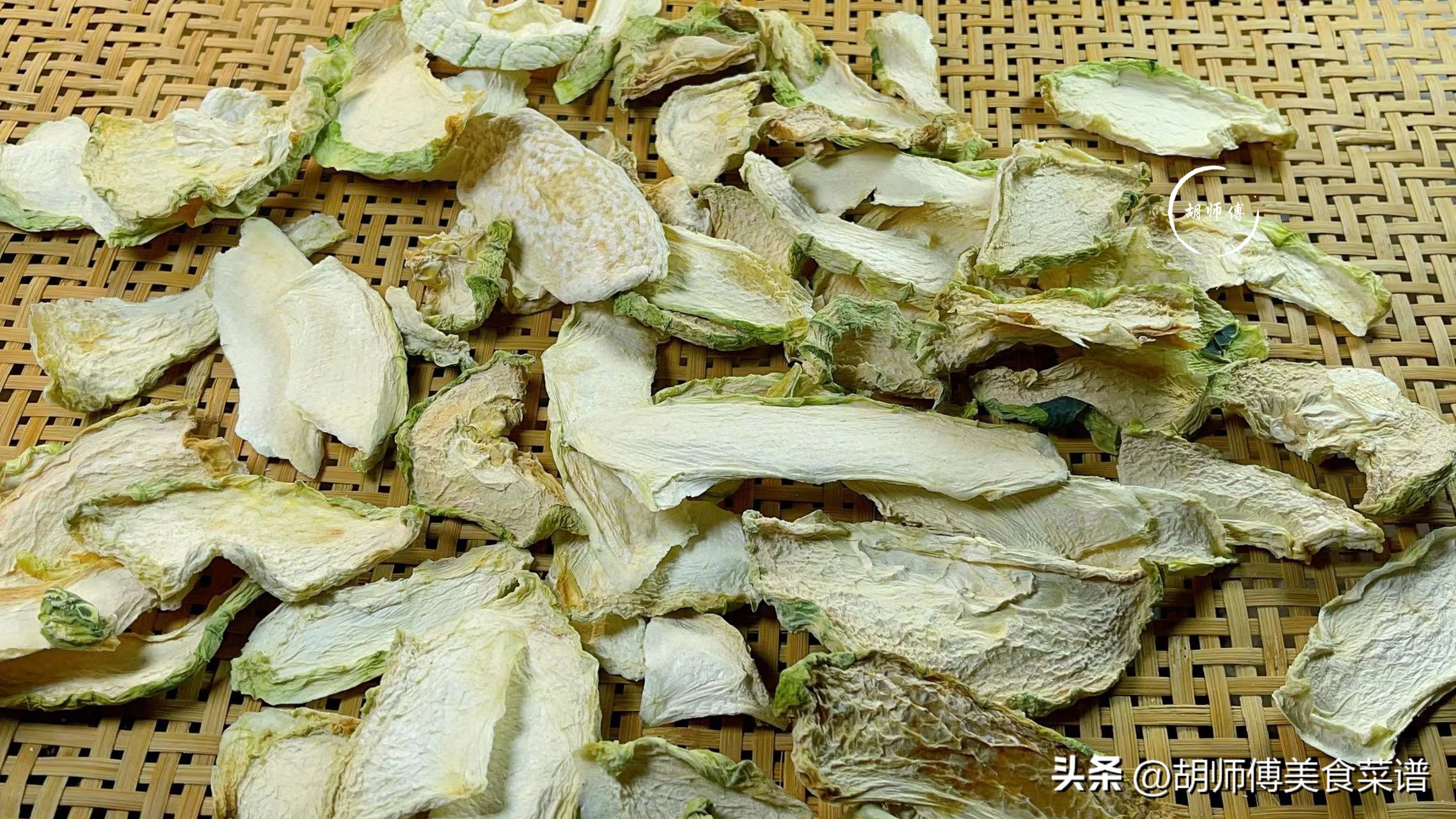冬天必备：晒干冬瓜炖肉，营养丰富，健康美味，省时省力  第7张