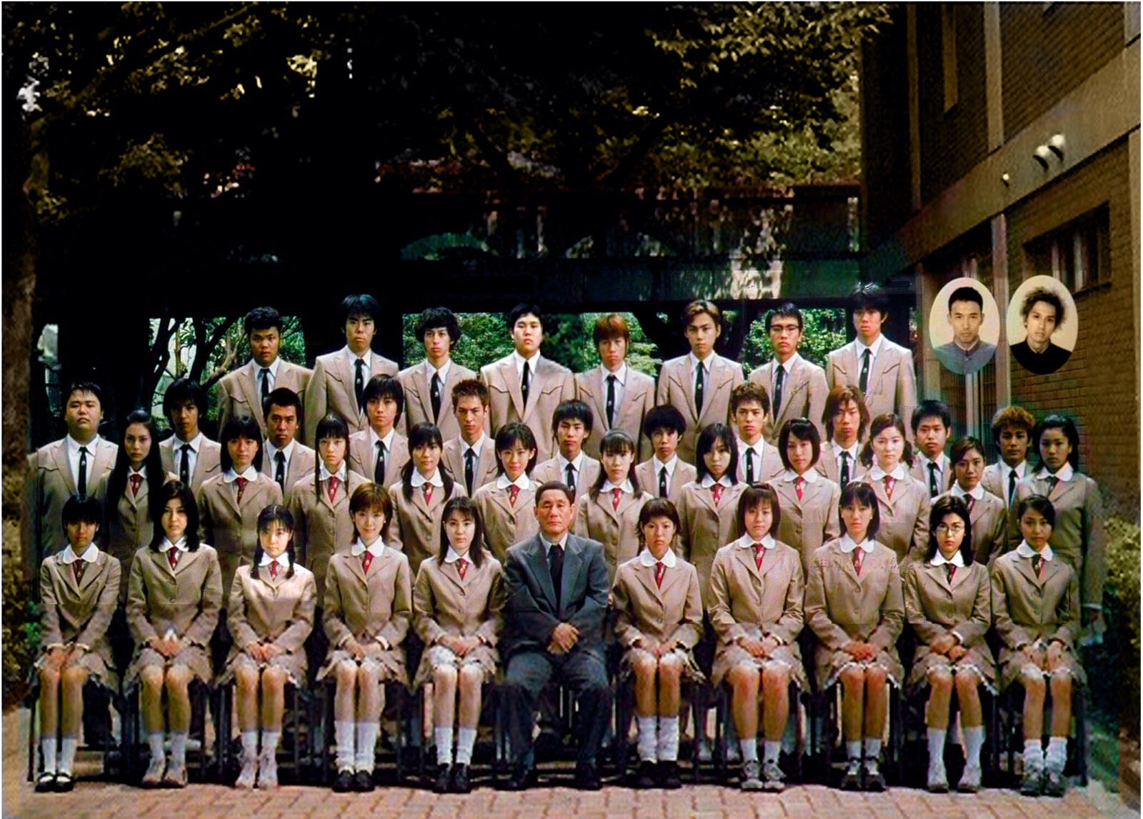 自伤自恋的精神分析与〇〇年代的想象力出版，及日本单曲相关  第6张
