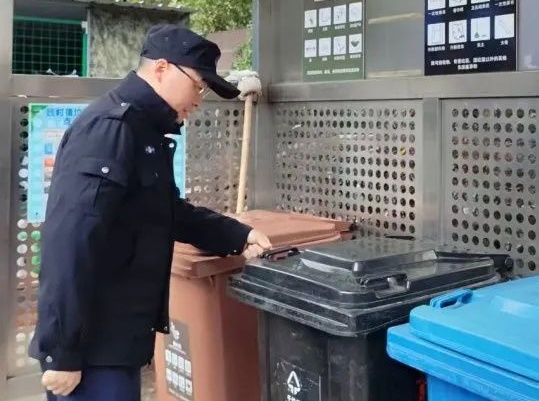 宝山区城管执法系统积极推进城市环境治理，助力美丽城区建设  第5张