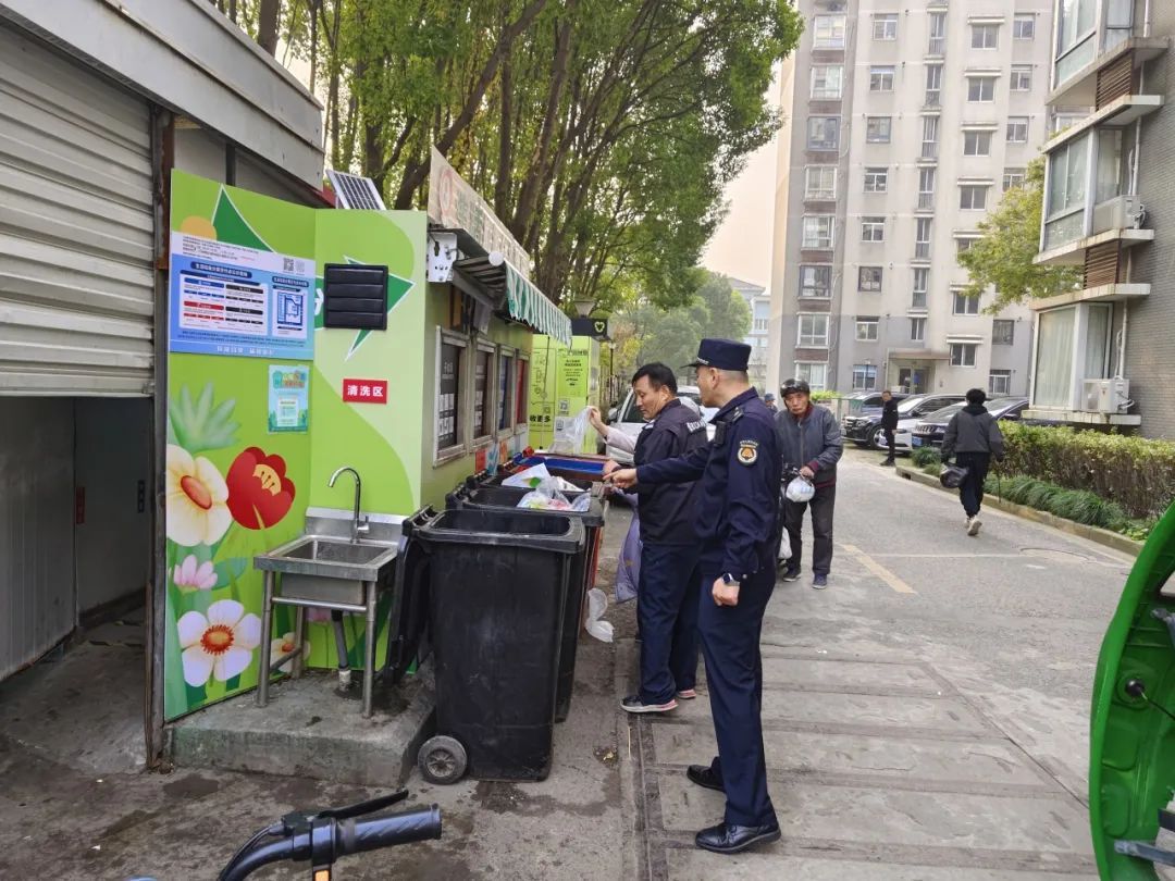 宝山区城管执法系统积极推进城市环境治理，助力美丽城区建设  第6张