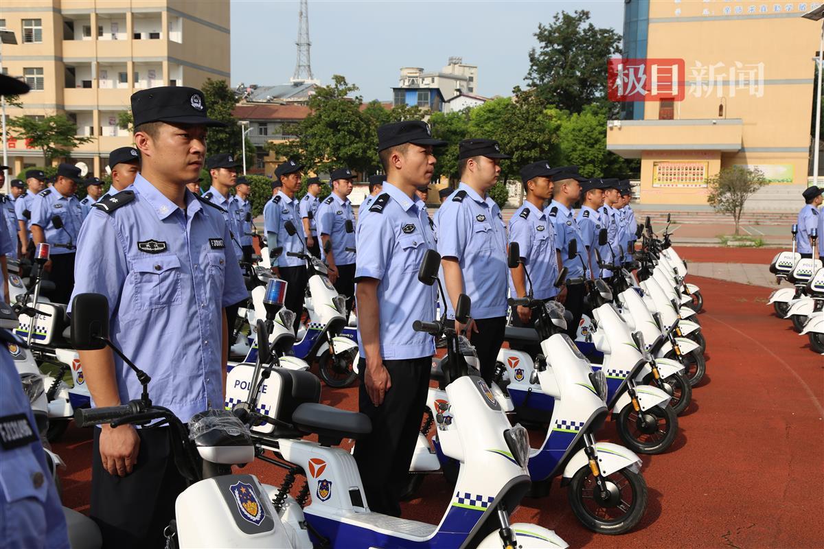 武汉黄陂区深化一村一辅警机制，588名驻村辅警助力农村社会治理  第7张