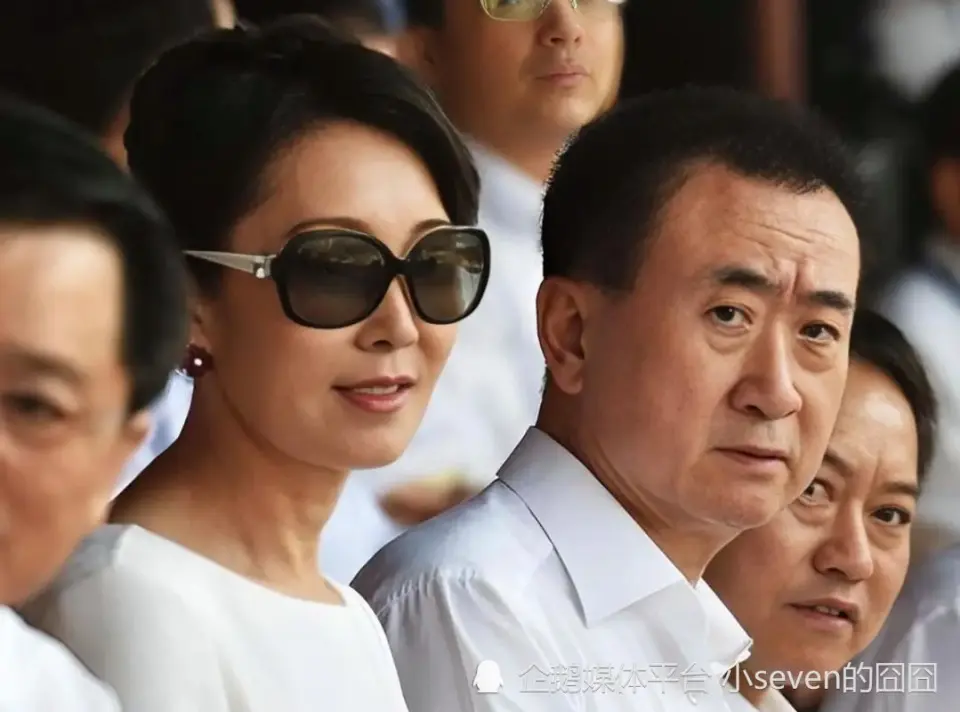 王思聪私生女事件揭秘：黄一鸣直播再提女儿身份，豪门无情引热议  第4张