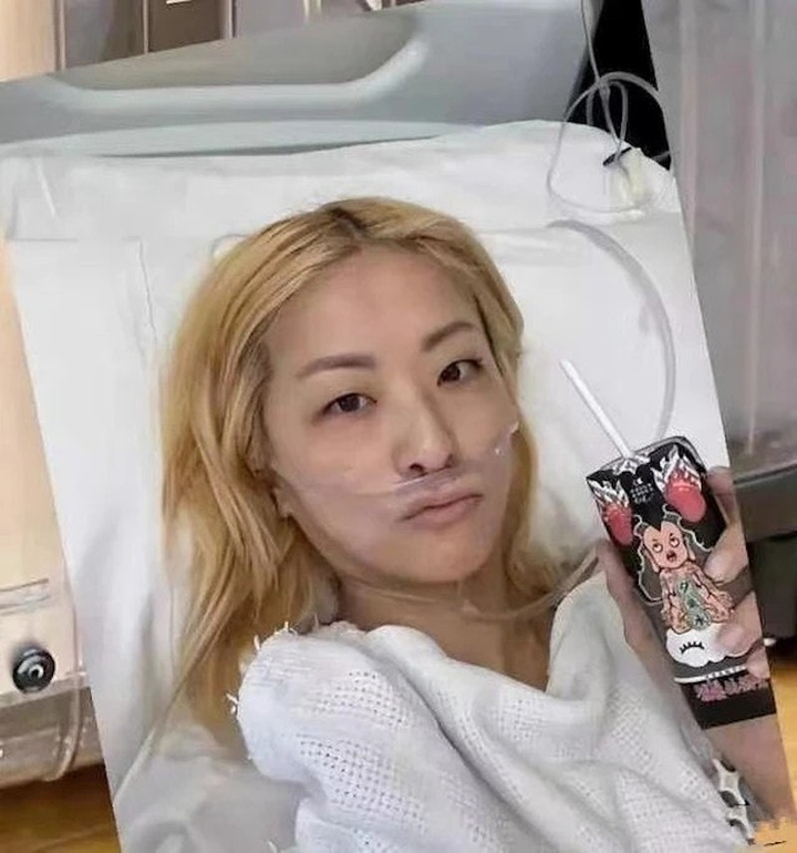 徐濠萦手术后康复迅速，18000步行走展现乐观生活态度  第2张