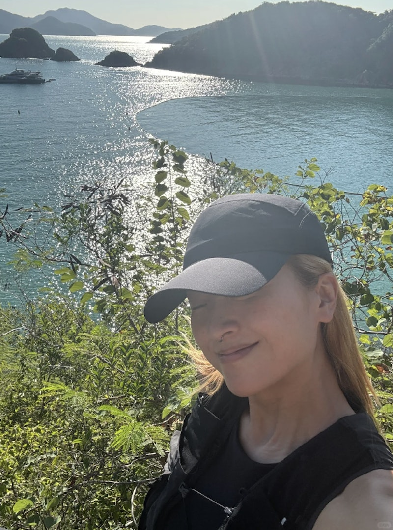 徐濠萦手术后康复迅速，18000步行走展现乐观生活态度  第5张