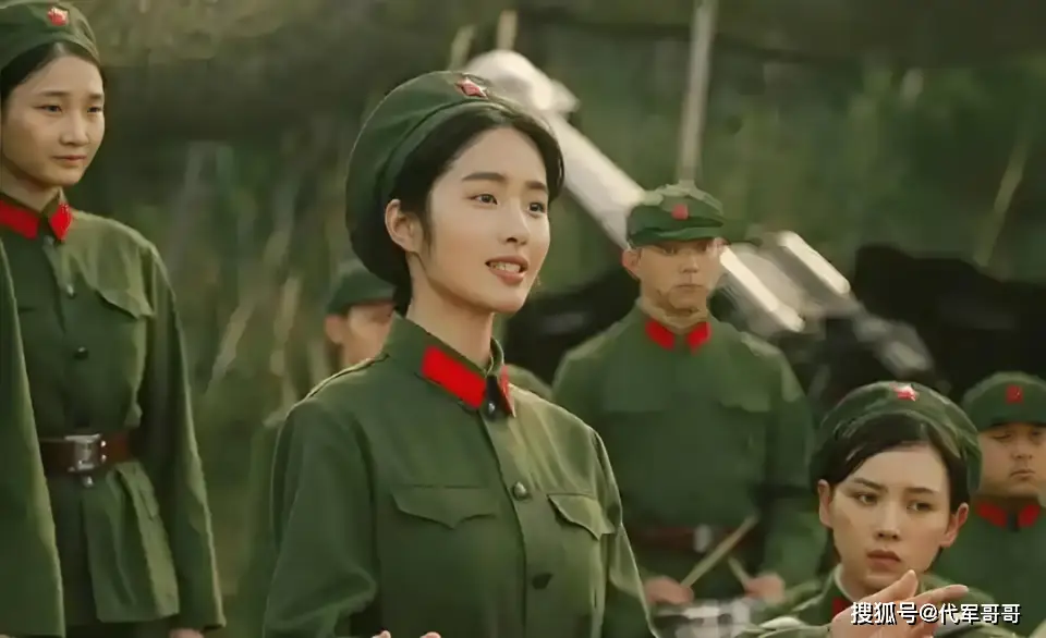 芳华女主角苗苗、钟楚曦、杨采钰：七年后的不同人生轨迹  第8张