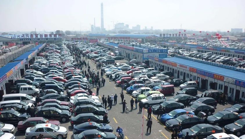 全国汽车报废更新和置换补贴申请突破400万份，预计拉动乘用车市场增长超5%  第1张