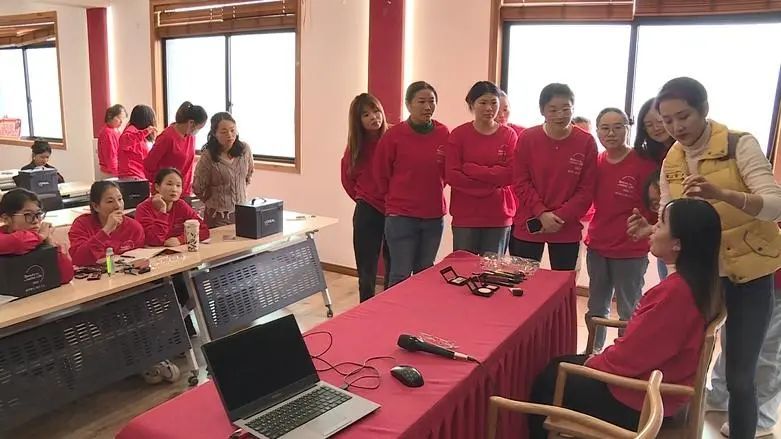 欧莱雅美妆公益培训助力女性创业就业，开启美丽事业新篇章  第4张