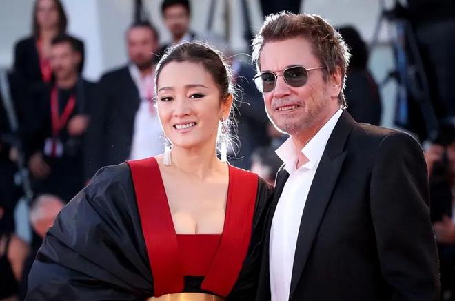 巩俐与米歇尔：跨越年龄与文化的音乐与爱情交响曲  第4张