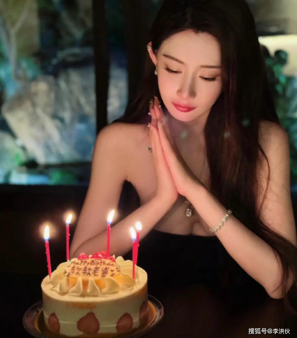 冯绍峰新恋情曝光！新女友疑似年轻演员周麟嘉，颜值不输赵丽颖  第7张