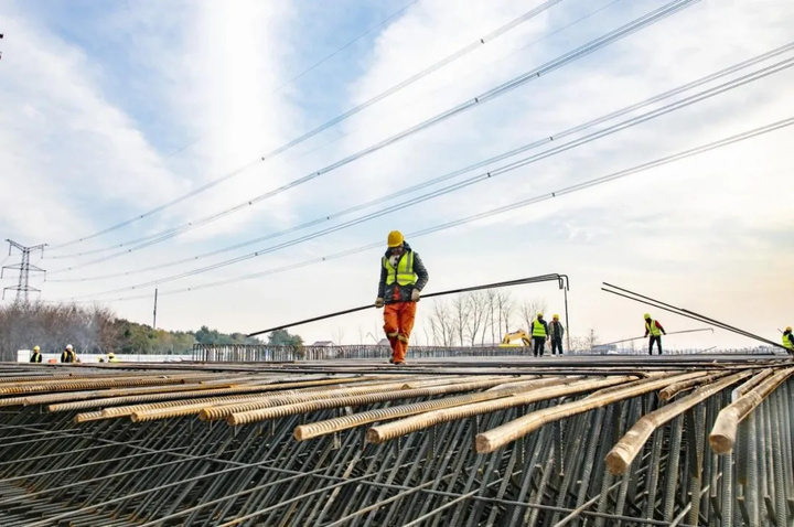 江苏冬季高速公路建设提速，南通绕城高速房建机电工程通过验收  第3张