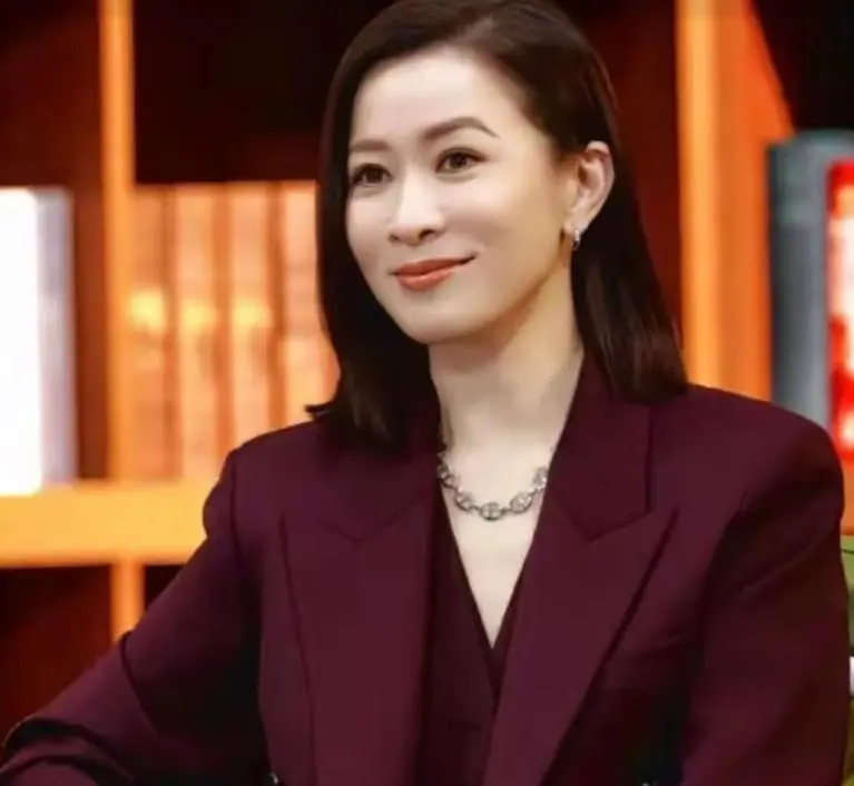 2024年TVB台庆之夜：当红明星缺席，汪明荃独挑大梁，TVB没落迹象明显  第7张