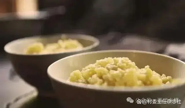 河曲酸粥：山西特色美食，走西口文化传承，内蒙古饮食新风尚  第1张