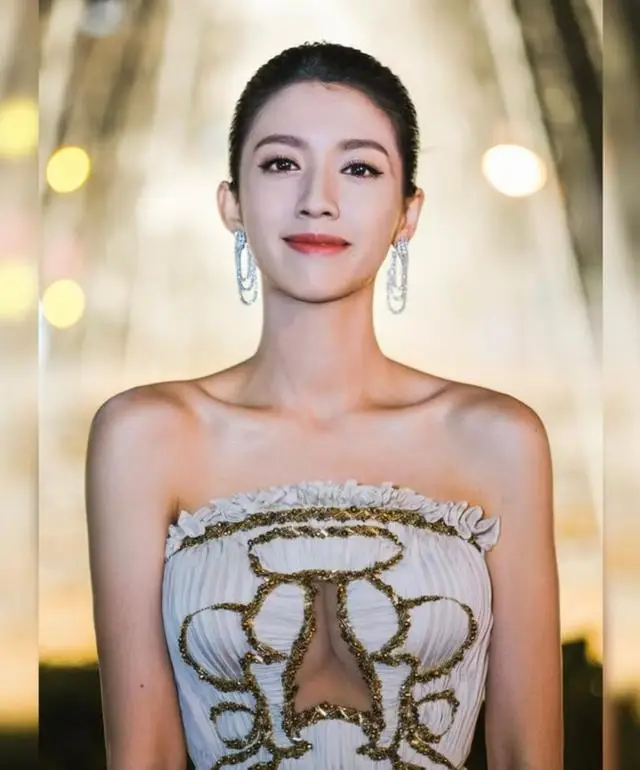 蔡思贝33岁夺TVB视后引争议，演技成熟度遭质疑  第1张