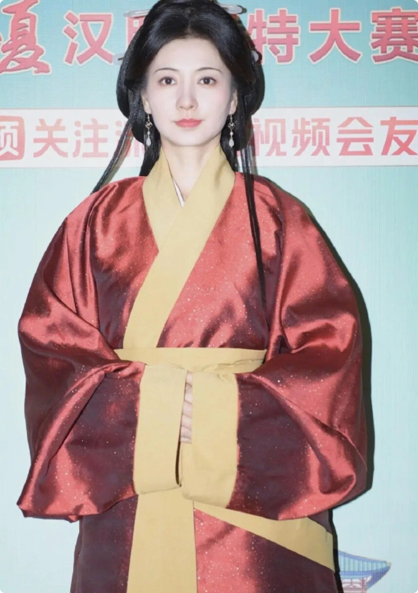 央视镜头下的内娱明星美貌考验：国风晚会女明星真实状态大揭秘  第13张