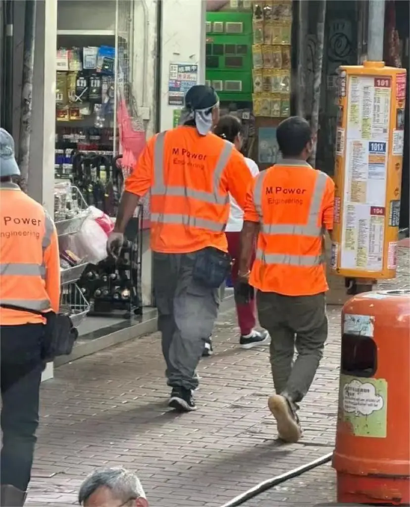 张致恒退圈后香港当环卫工，因私生活问题和抚养压力做结扎手术  第4张