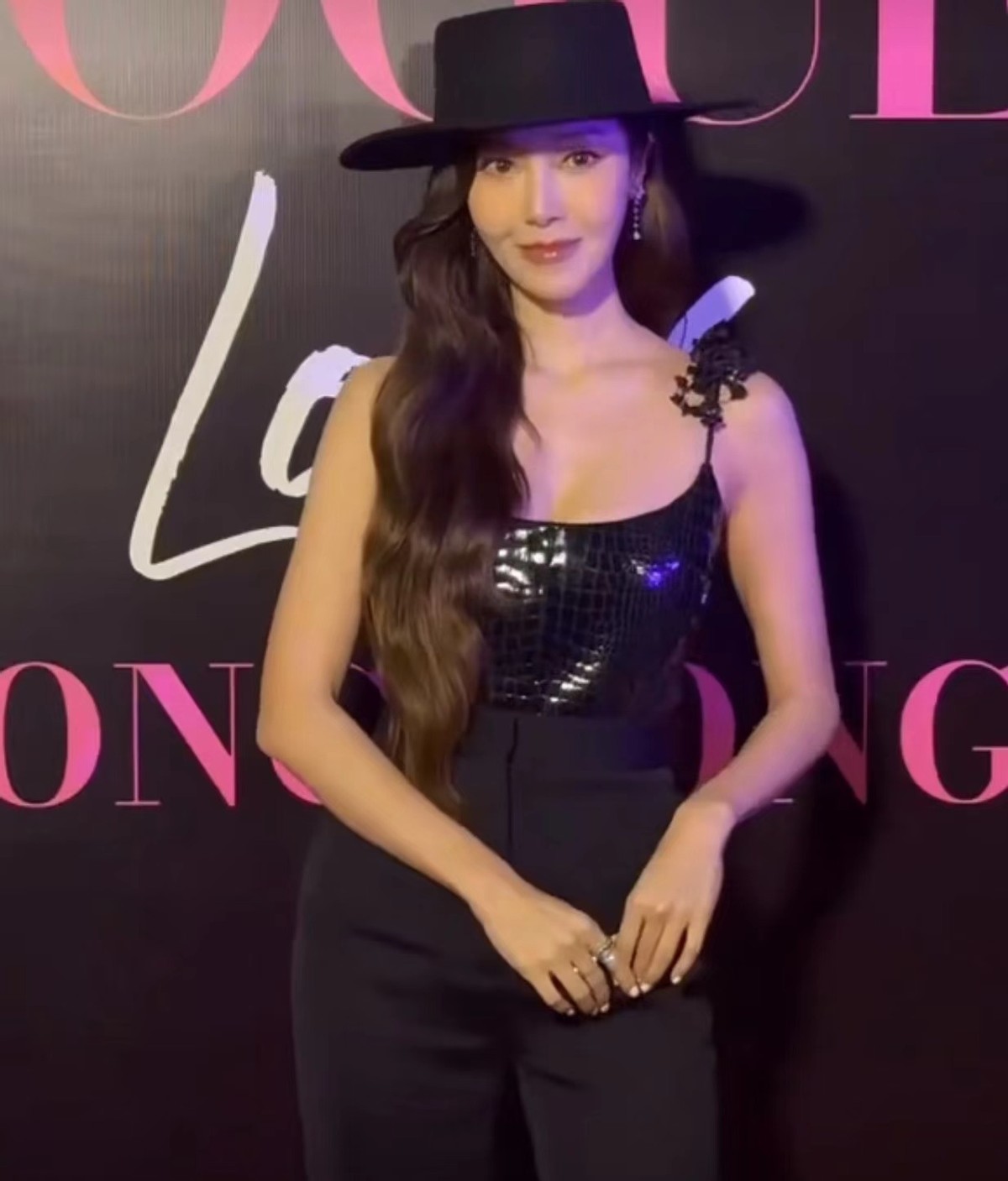 港版VOGUE时尚活动盛大举行，泰国女星Mai惊艳亮相，谷爱凌受邀出席  第13张