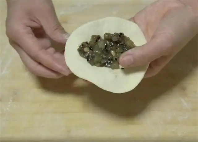 夏日甜蜜新吃法：桃子馅饼制作指南，一周三次的美味享受  第6张