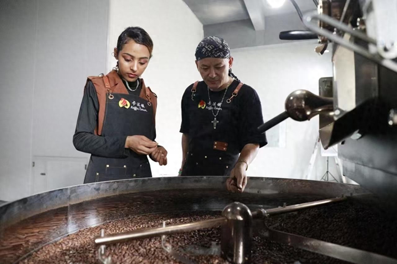 埃塞俄比亚咖啡豆在新津烘焙,成都初创企业打造全球咖啡产业链 第1张 埃塞俄比亚咖啡豆在新津烘焙,成都初创企业打造全球咖啡产业链 第1张