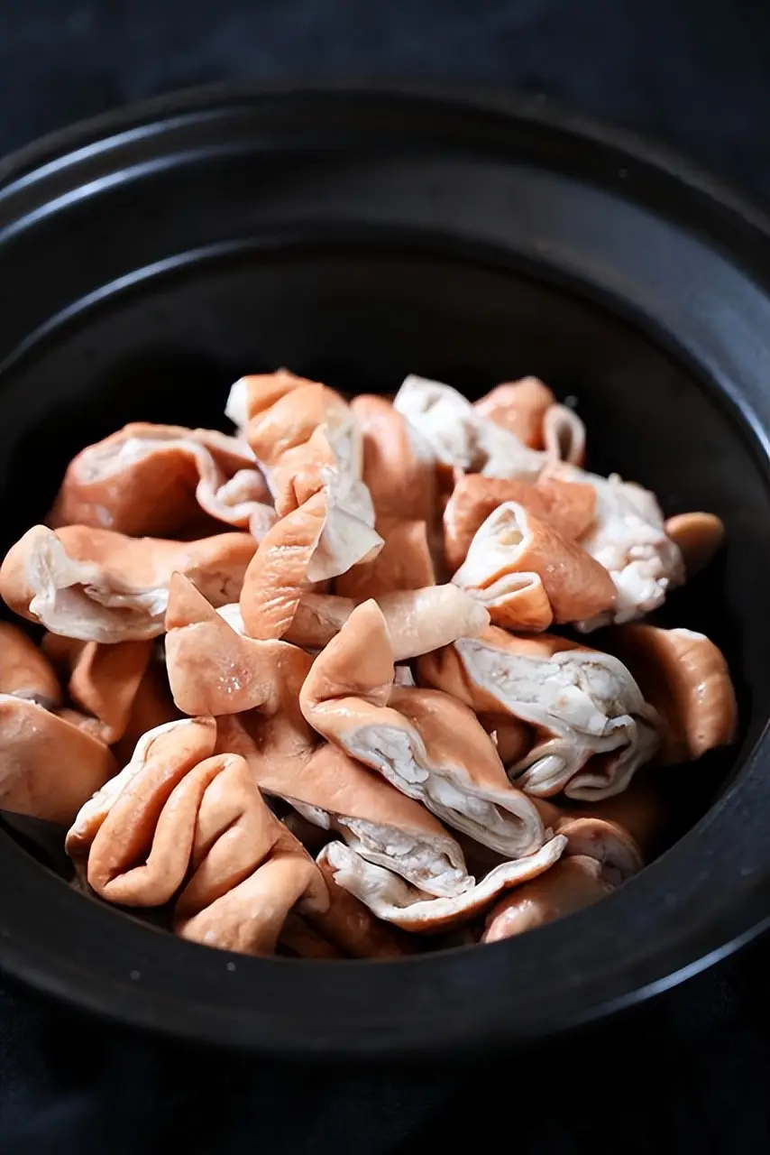 超越传统：科学猪大肠清洗方法，提升食材美味与安全  第4张