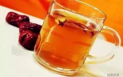 蜂蜜红枣茶：女性养颜补血的最佳饮品，补气补血功效显著  第1张
