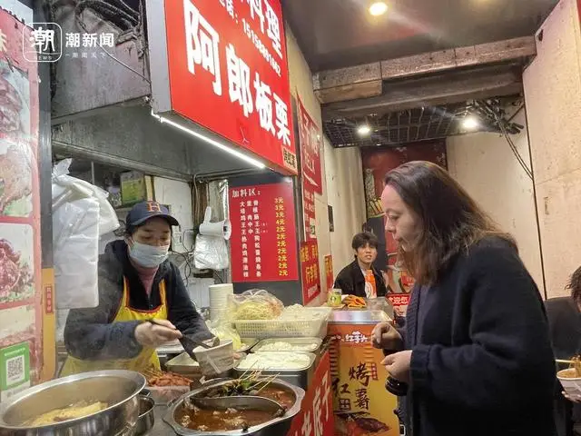 杭州夜宵市场安徽料理的崛起：800多家店铺背后的故事  第2张