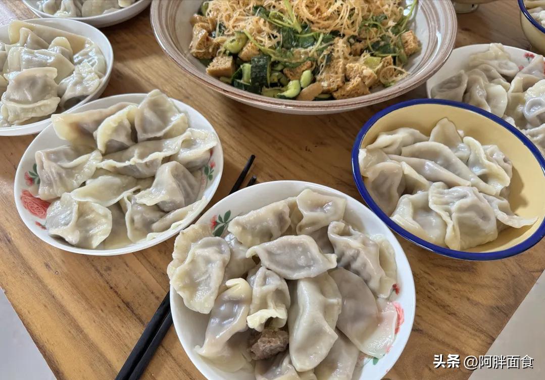 唐朝夏日高温再现，芭蕉蒲扇成出门必备，体感冬暖夏凉的秘密  第2张